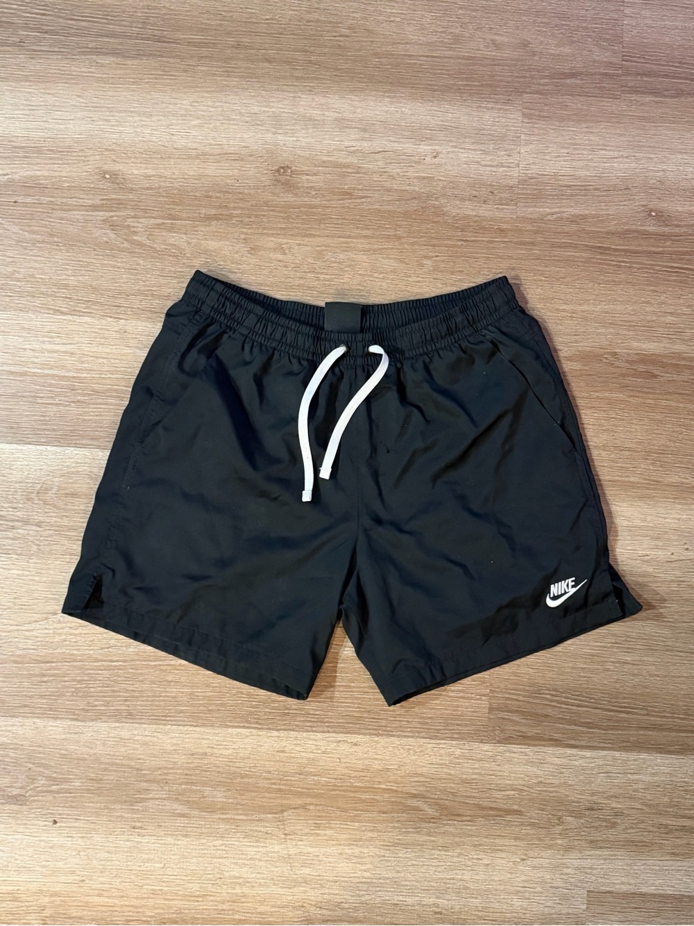 Nike NSW Woven Flow Shorts, Black/White Medium
